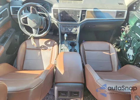 2021 Volkswagen Atlas Se из США, поврежденный, VIN 1V2JR2CA3MC606440